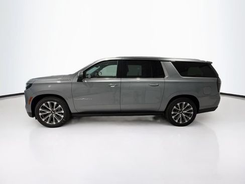 New 2026 Chevrolet Suburban High Country AWD/4WD image 4