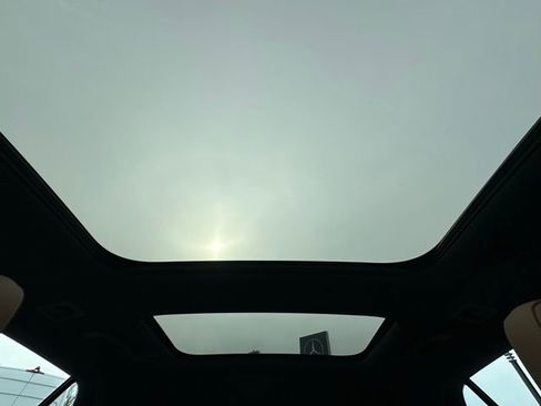 Used 2024 Mercedes-Benz E 450 4MATIC All-Terrain Wagon image 18