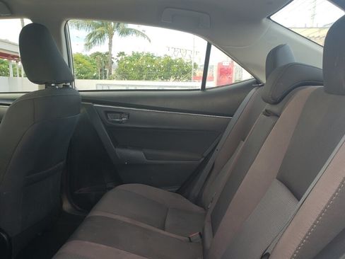 Used 2018 Toyota Corolla LE FWD image 11