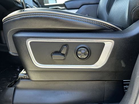 Used 2021 RAM 1500 Laramie AWD/4WD image 8