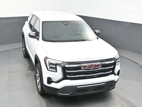 Used 2025 GMC Terrain Elevation image 20