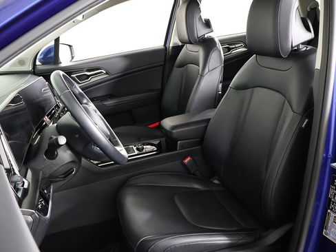 Certified 2023 Kia Sportage EX FWD image 30