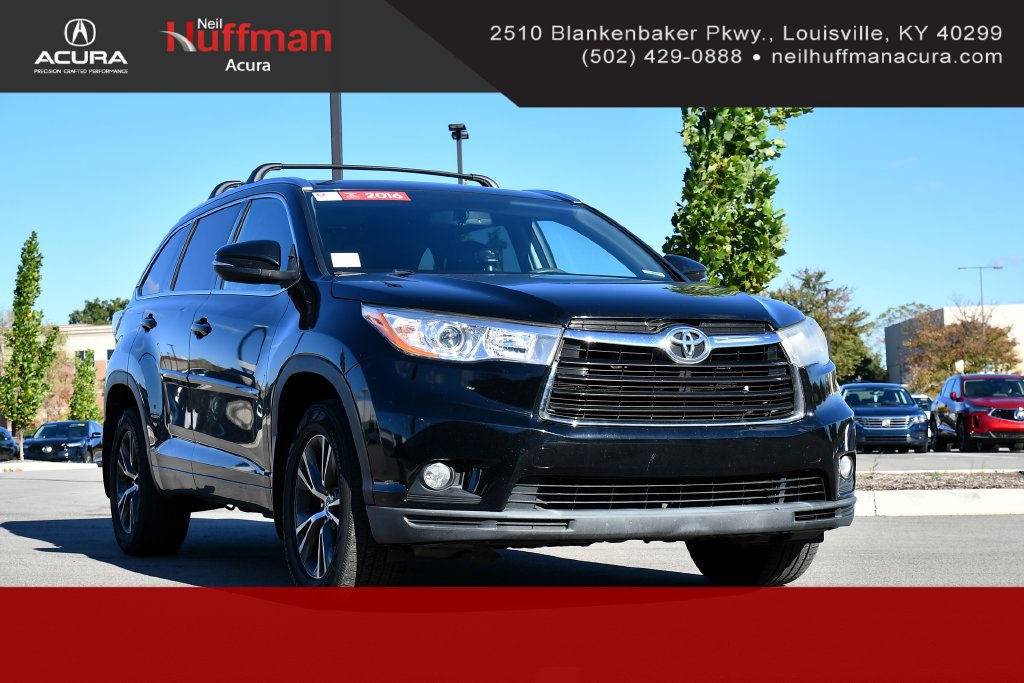 Used 2016 Toyota Highlander XLE AWD/4WD image 1