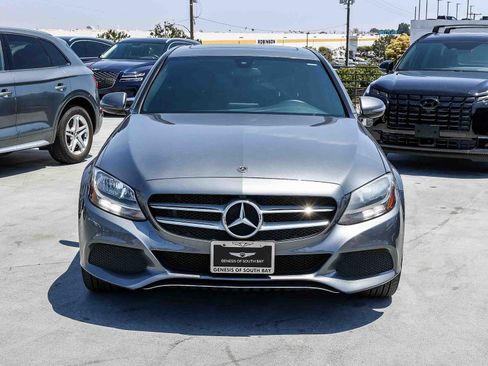 Used 2018 Mercedes-Benz C 300 4MATIC Sedan image 2