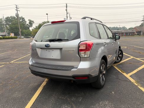 Used 2017 Subaru Forester 2.5i w/ Alloy Wheel Package AWD/4WD image 7
