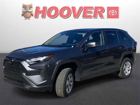 Used 2025 Toyota RAV4 LE image 6