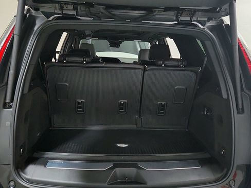 Certified 2024 Cadillac Escalade Premium Luxury AWD/4WD image 29