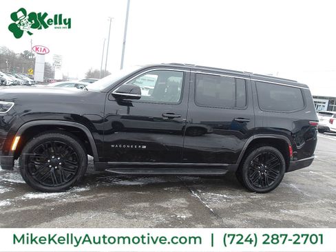 Used 2022 Jeep Wagoneer Series I image 4