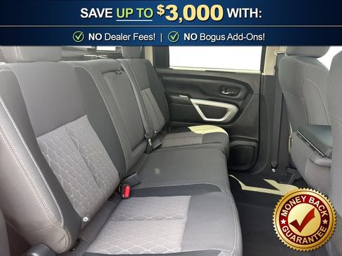 Used 2024 Nissan Titan SV AWD/4WD image 22