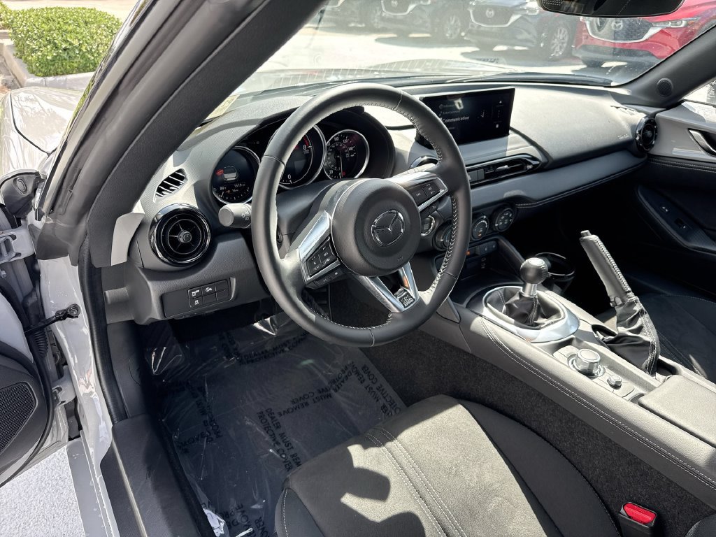 Used 2025 MAZDA MX-5 Miata Club RWD image 18