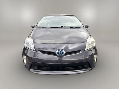 Used 2014 Toyota Prius One image 2