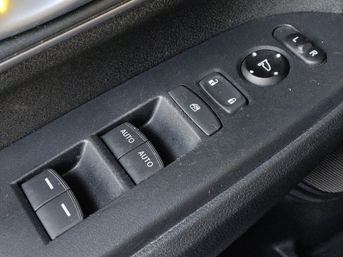 Used 2019 Honda CR-V EX image 27