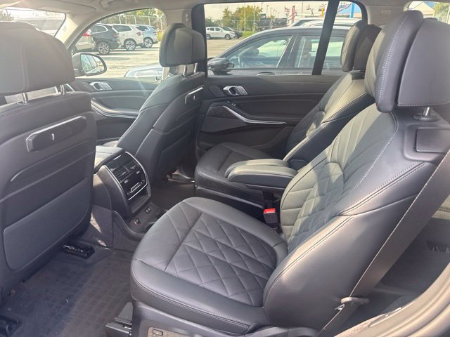 Certified 2026 BMW X7 xDrive40i w/ Premium Package AWD/4WD image 16