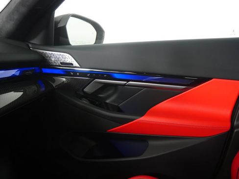 New 2027 BMW M5 Touring AWD/4WD image 24