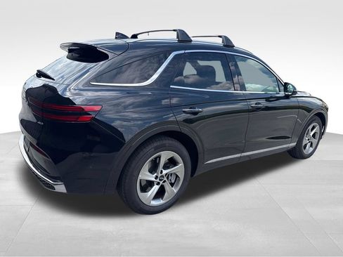 Certified 2026 Genesis GV70 2.5T Advanced AWD/4WD image 5