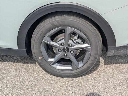 New 2026 Kia K4 FWD image 10