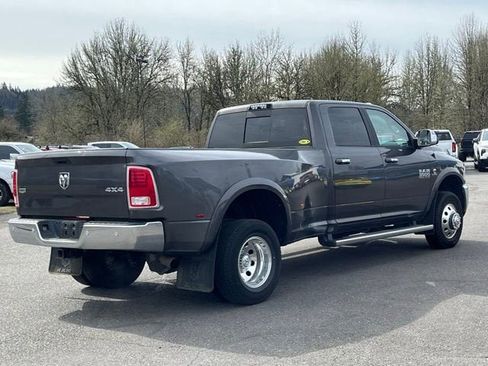 Used 2018 RAM 3500 Laramie image 8