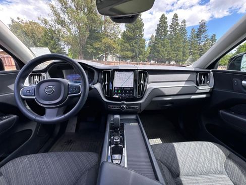Used 2024 Volvo XC60 B5 Core w/ Protection Package Premier AWD/4WD image 3
