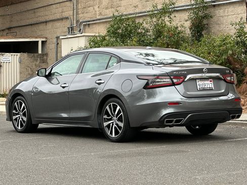 Used 2021 Nissan Maxima 3.5 SV w/ Floor Mat Group FWD image 5