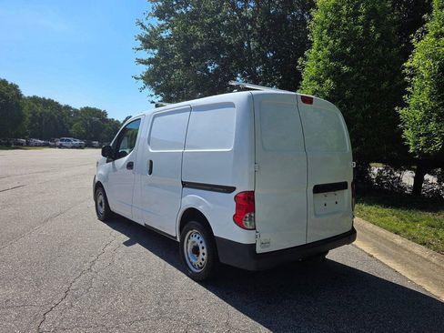 Used 2018 Nissan NV200 S w/ Cruise Control Package FWD image 3