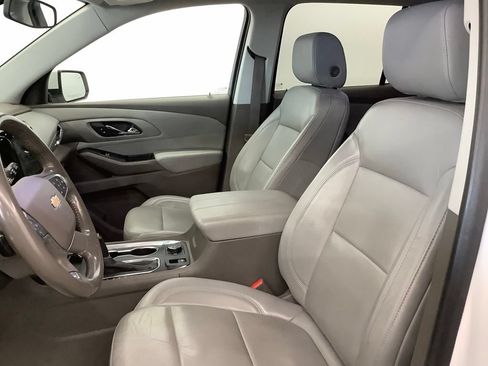 Used 2020 Chevrolet Traverse LT AWD/4WD image 13