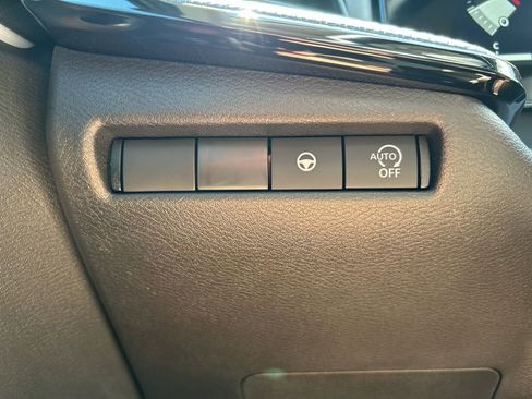 New 2026 Nissan Kicks SR FWD image 29