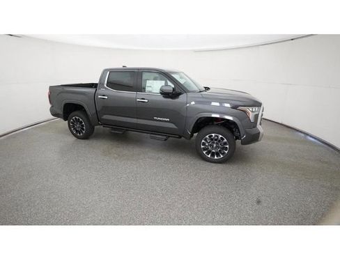 New 2026 Toyota Tundra Limited AWD/4WD image 12