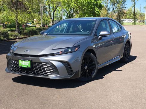 New 2026 Toyota Camry SE w/ Convenience Package AWD/4WD image 1