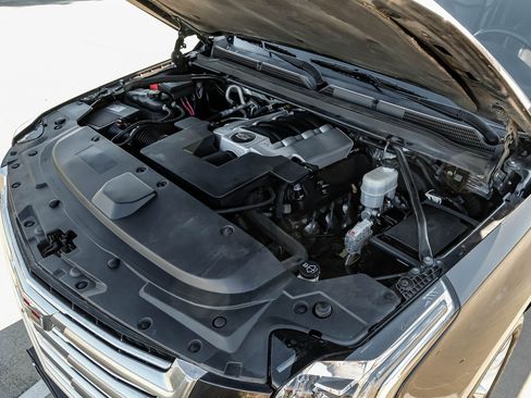 Used 2016 Cadillac Escalade Platinum image 50