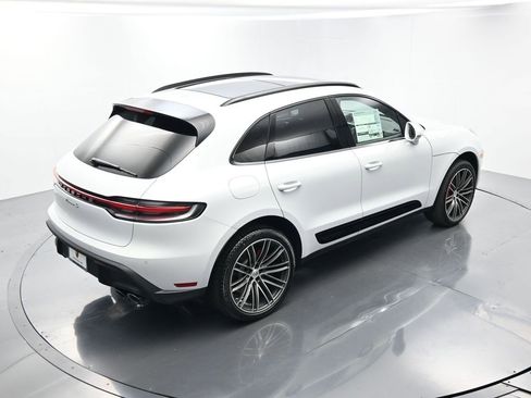 Certified 2026 Porsche Macan S image 43