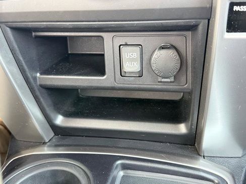 Used 2016 Toyota 4Runner SR5 image 41