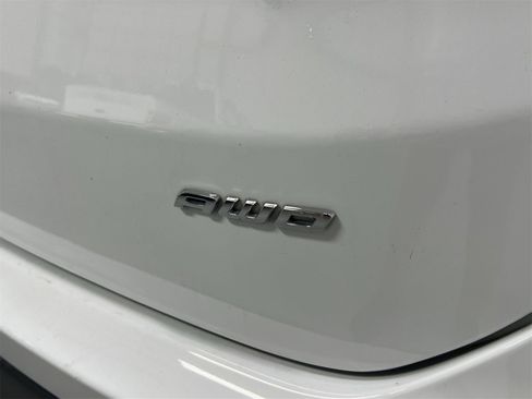 Used 2024 Ford Edge SEL image 18