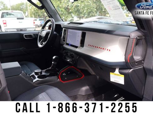 Used 2026 Ford Bronco Heritage Edition AWD/4WD image 29
