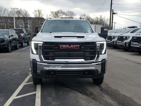 New 2025 GMC Sierra 3500 Pro w/ Convenience Package image 2