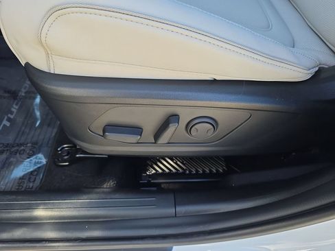New 2026 Hyundai Tucson Limited AWD/4WD image 12