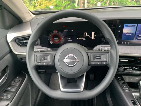 New 2026 Nissan Kicks SV FWD image 8