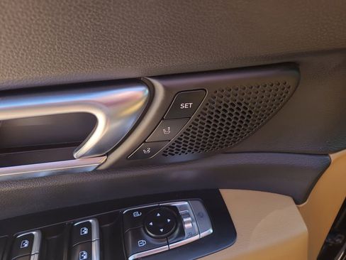 Used 2022 Kia Telluride SX w/ Nightfall Edition Package image 20