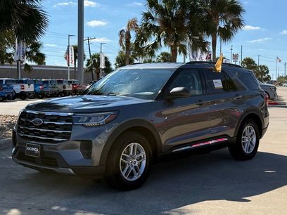 Used 2025 Ford Explorer Active