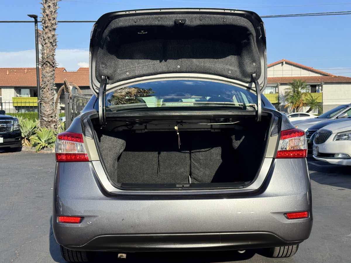 Used 2015 Nissan Sentra S FWD image 15