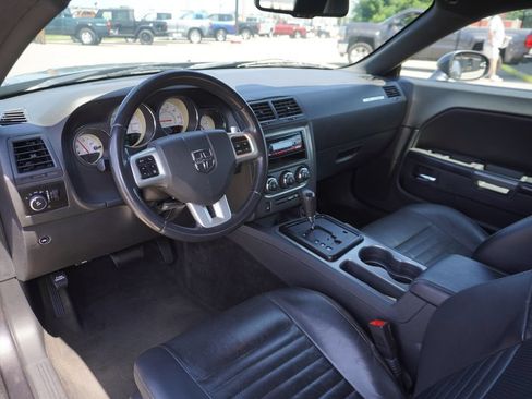 Used 2014 Dodge Challenger R/T Plus RWD image 25