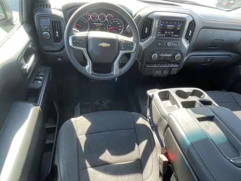 Used 2021 Chevrolet Silverado 1500 Custom w/ Safety Confidence Package image 12
