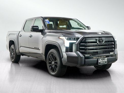 Used 2024 Toyota Tundra Limited AWD/4WD image 9
