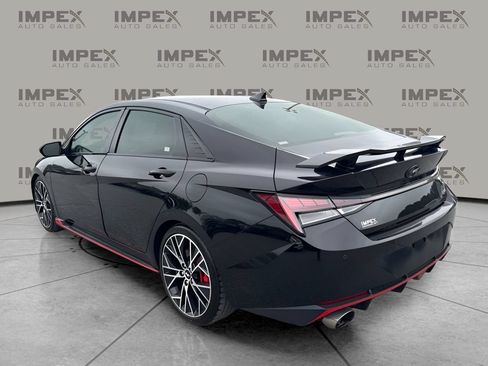 Used 2022 Hyundai Elantra N w/ Preferred Accessory Package FWD image 2