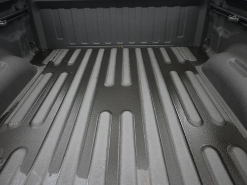Used 2025 RAM 1500 Big Horn AWD/4WD image 11