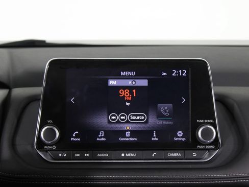 Certified 2024 Nissan Rogue SV w/ SV Premium Package FWD image 9