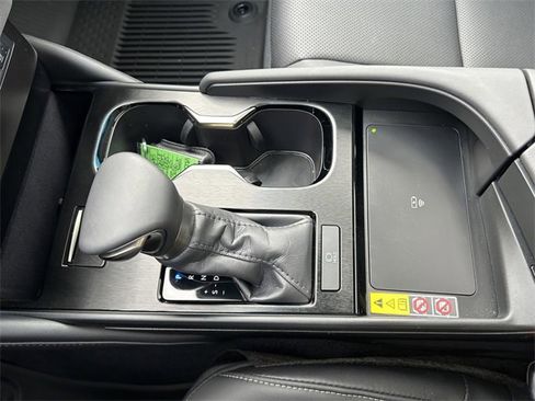 Used 2024 Lexus ES 350 w/ Premium Package image 30