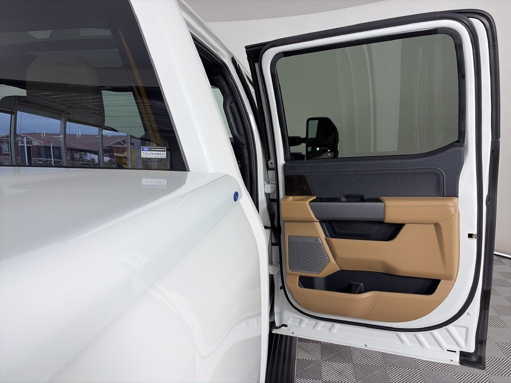 Used 2022 Ford F150 Lariat w/ Equipment Group 502A High AWD/4WD image 29