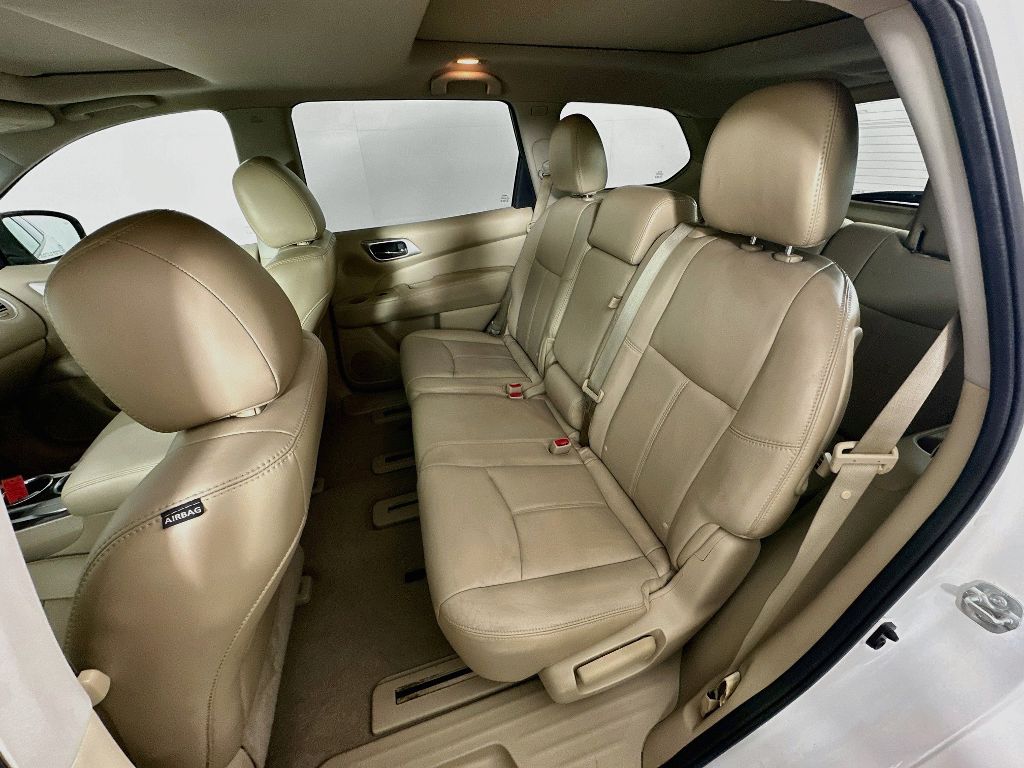 Used 2014 Nissan Pathfinder SL w/ SL Premium Package FWD image 28