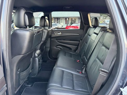 Used 2014 Jeep Grand Cherokee Limited w/ Trailer Tow Group IV RWD image 27