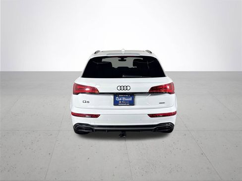 Used 2023 Audi Q5 e Prestige w/ Prestige Package image 7